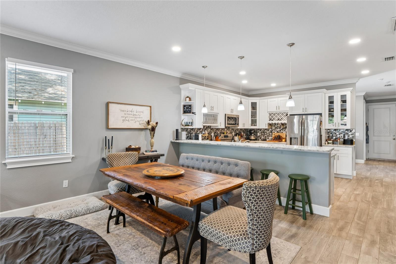 LAKE VISTA - Residential