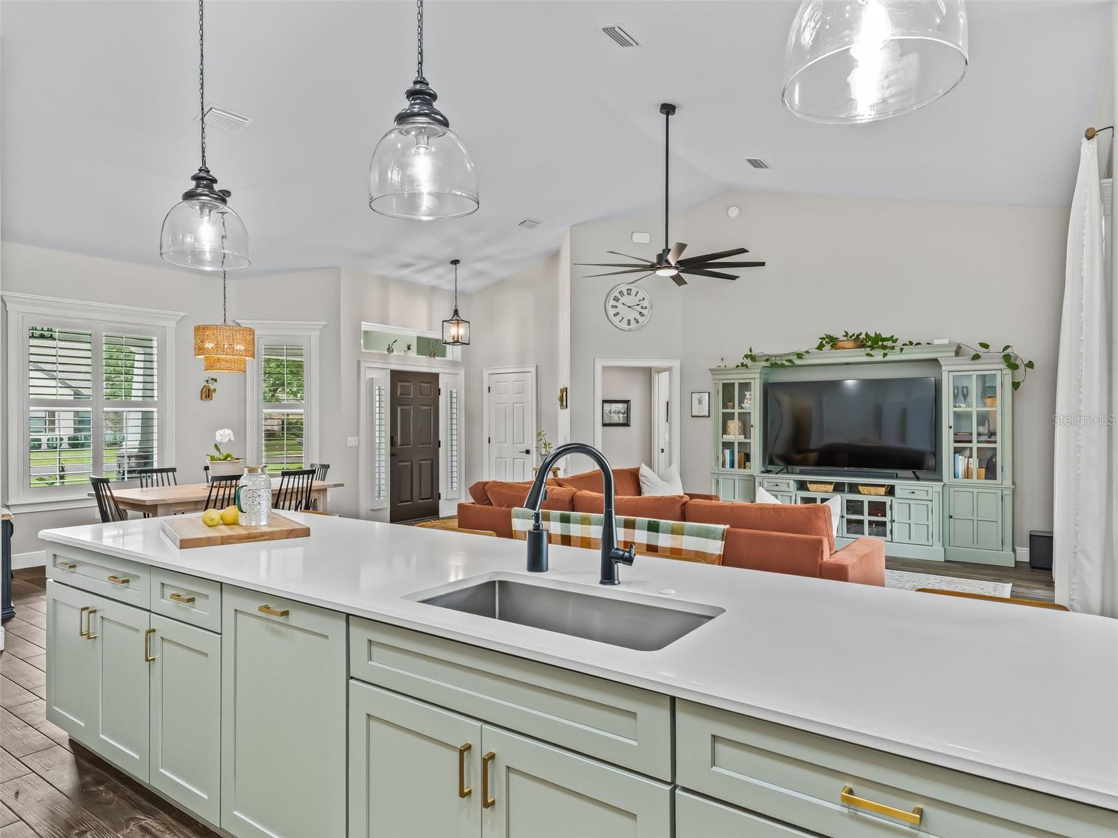 SUMMERSET ESTATE - Residential