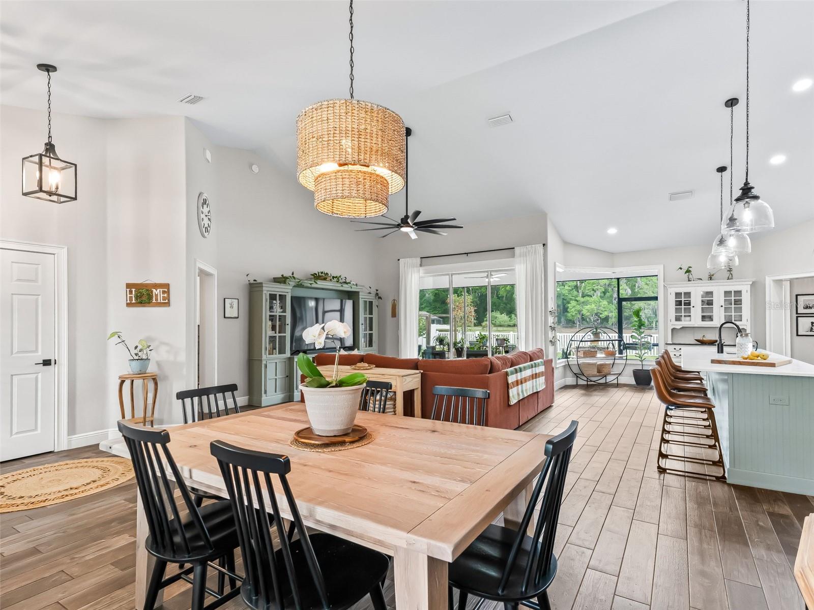 SUMMERSET ESTATE - Residential