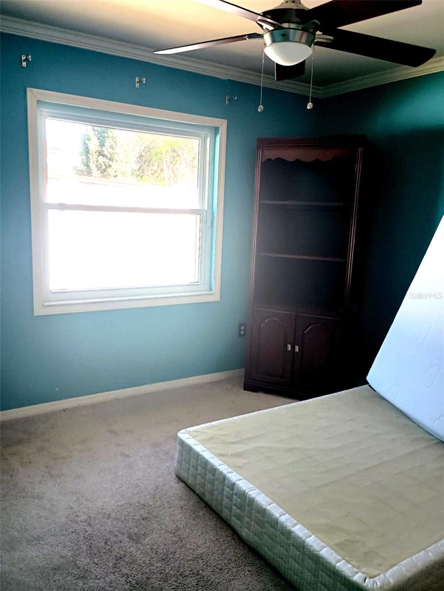 DOVER MANOR - Residential