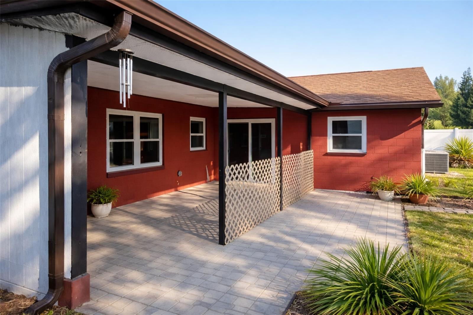 DOVER MANOR - Residential