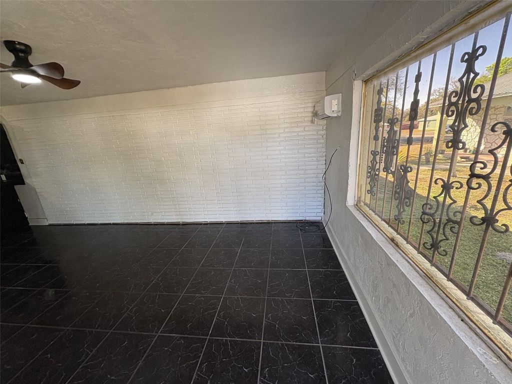 Photo of 1836 SW Harlem Circle, Arcadia, FL 34266 (MLS # O6379433)