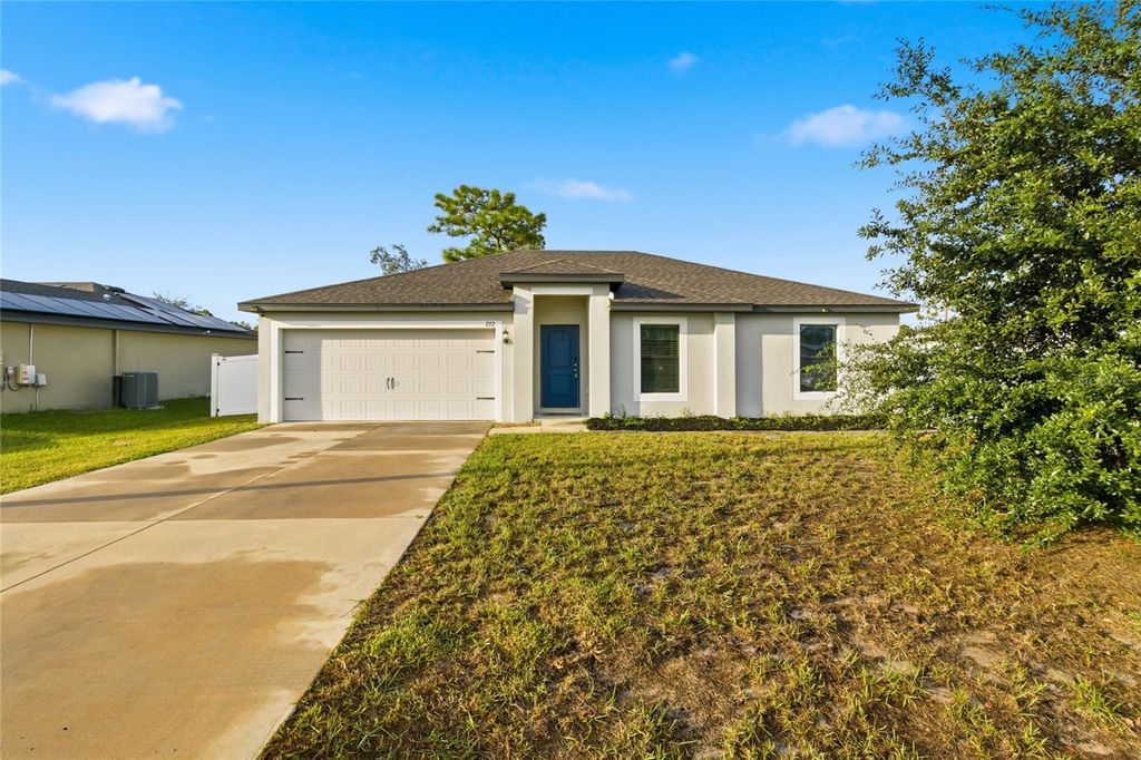 Photo of 272 Hyacinth Court, Kissimmee, FL 34759 (MLS # L4956840)