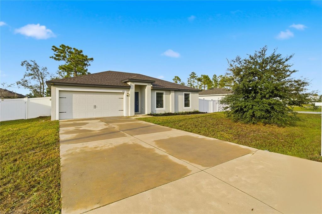 Photo of 272 Hyacinth Court, Kissimmee, FL 34759 (MLS # L4956840)