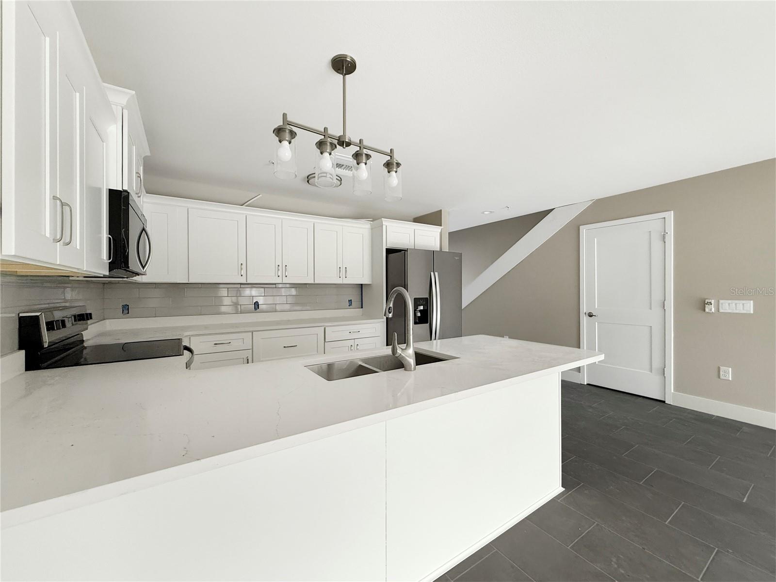 WARTMAN PARK - Residential Lease