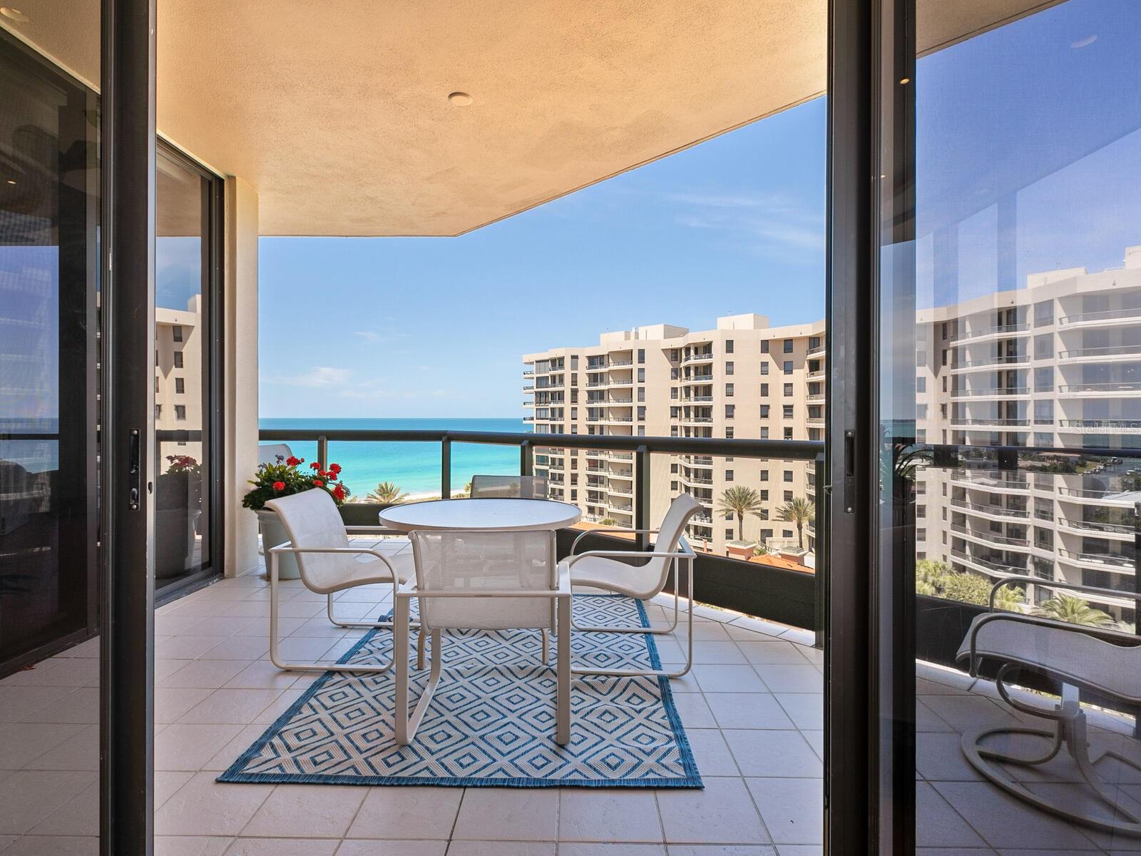 WATER CLUB I/LONGBOAT KEY - Residential