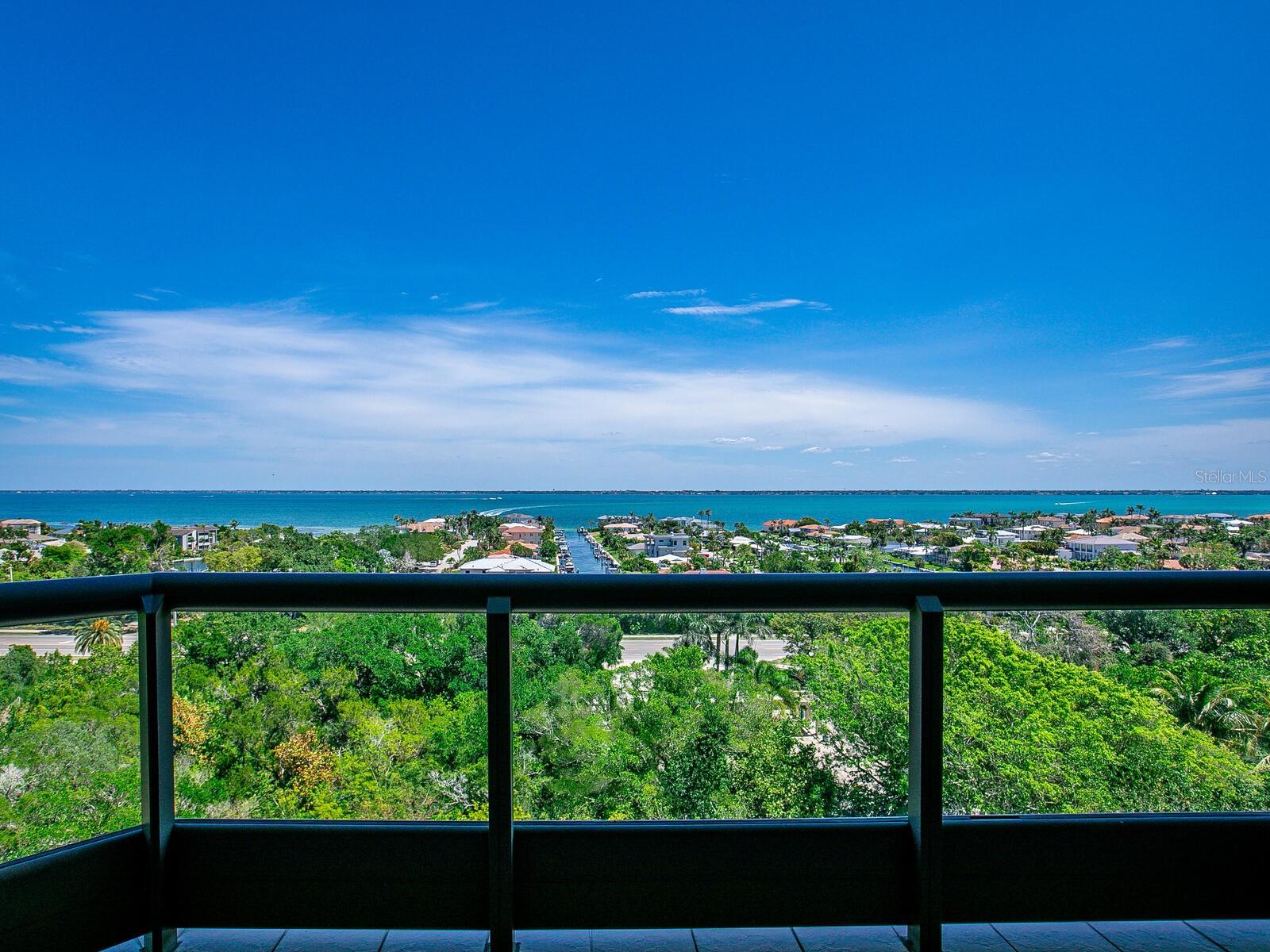 WATER CLUB I/LONGBOAT KEY - Residential