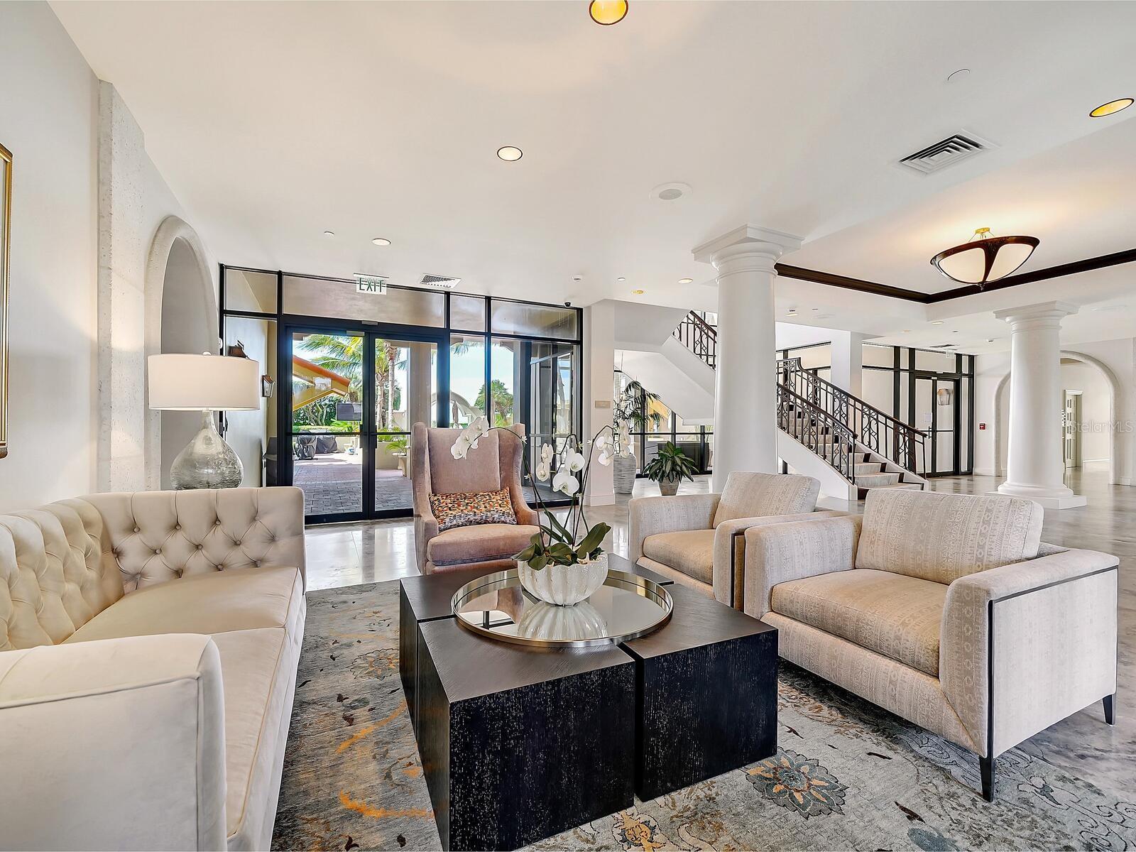 WATER CLUB I/LONGBOAT KEY - Residential