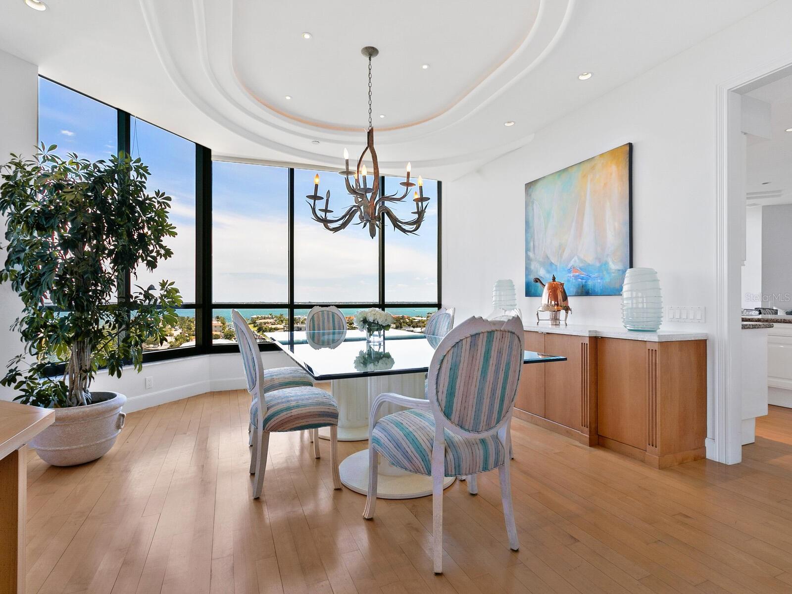 WATER CLUB I/LONGBOAT KEY - Residential