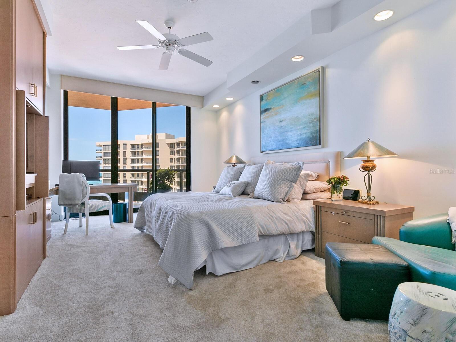 WATER CLUB I/LONGBOAT KEY - Residential