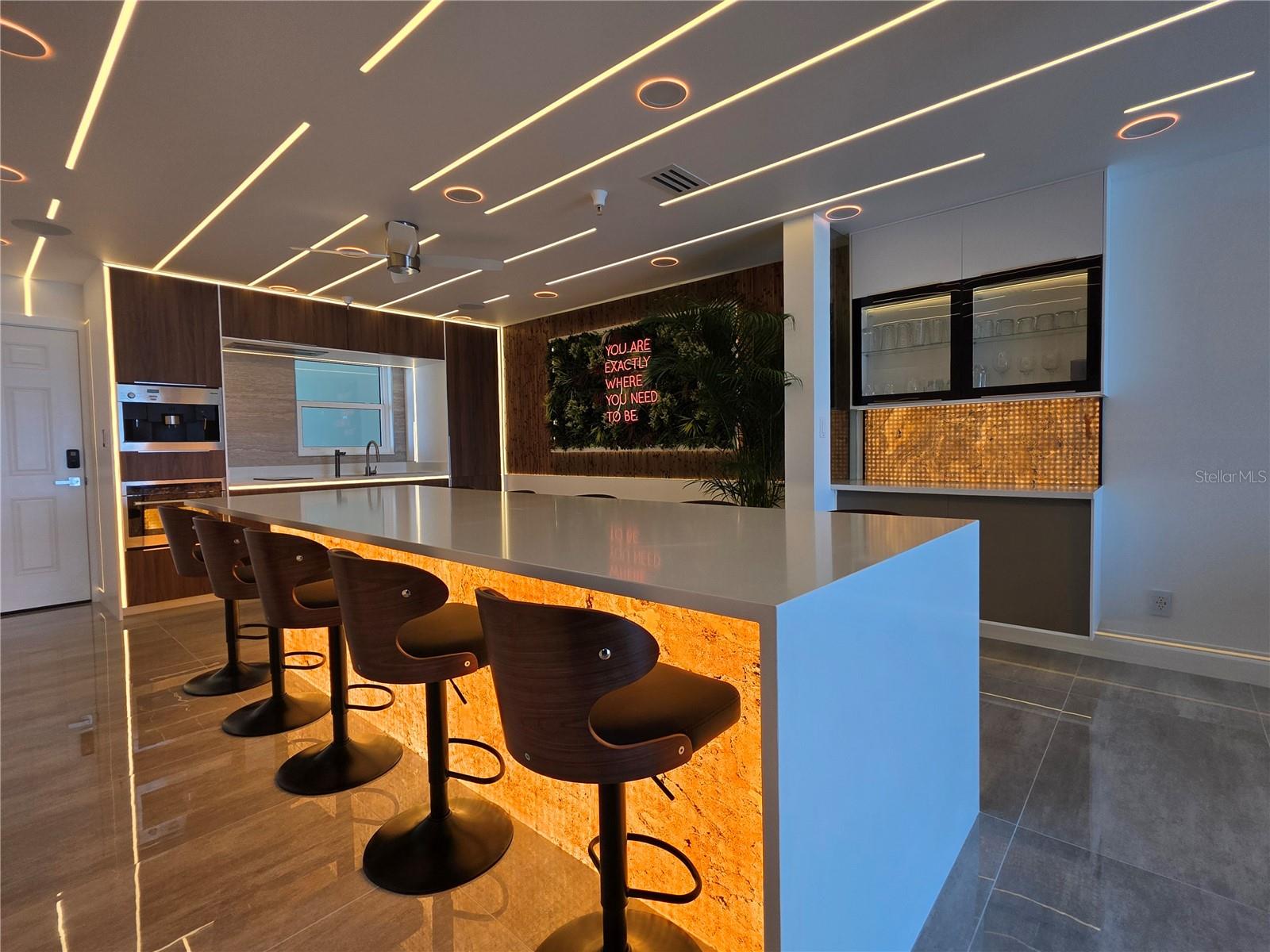 SEA BREEZE OF MADEIRA CONDO - Residential