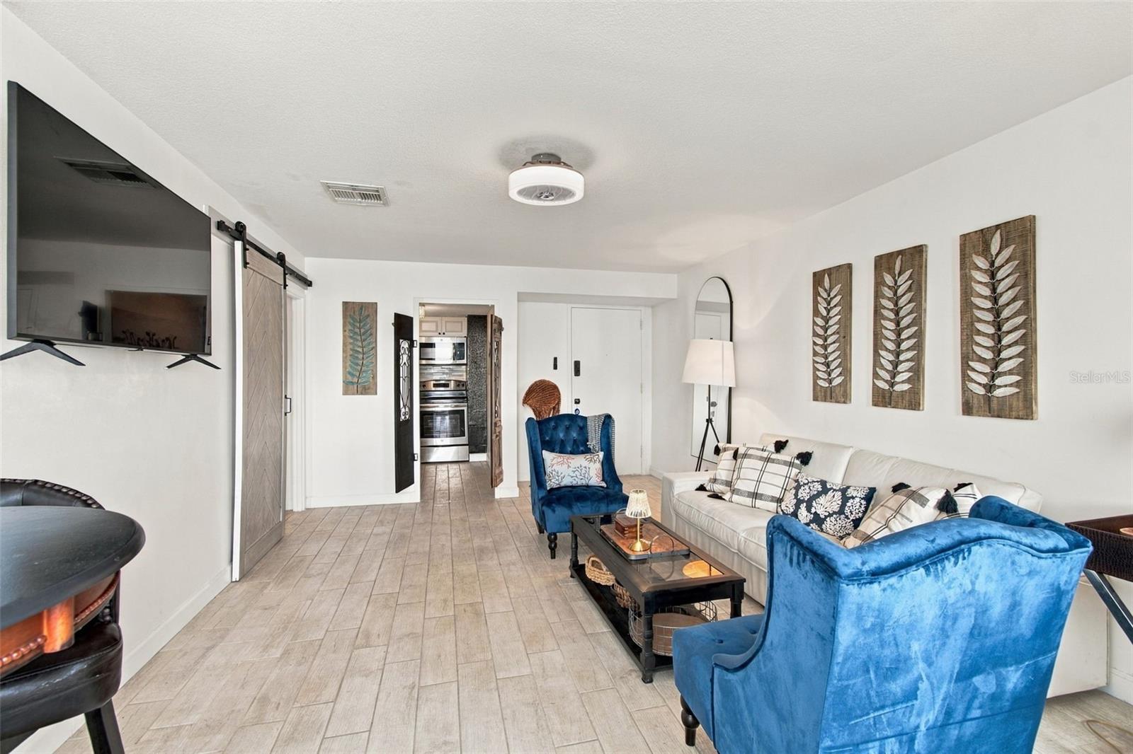 4015 BAYSHORE BOULEVARD 11A