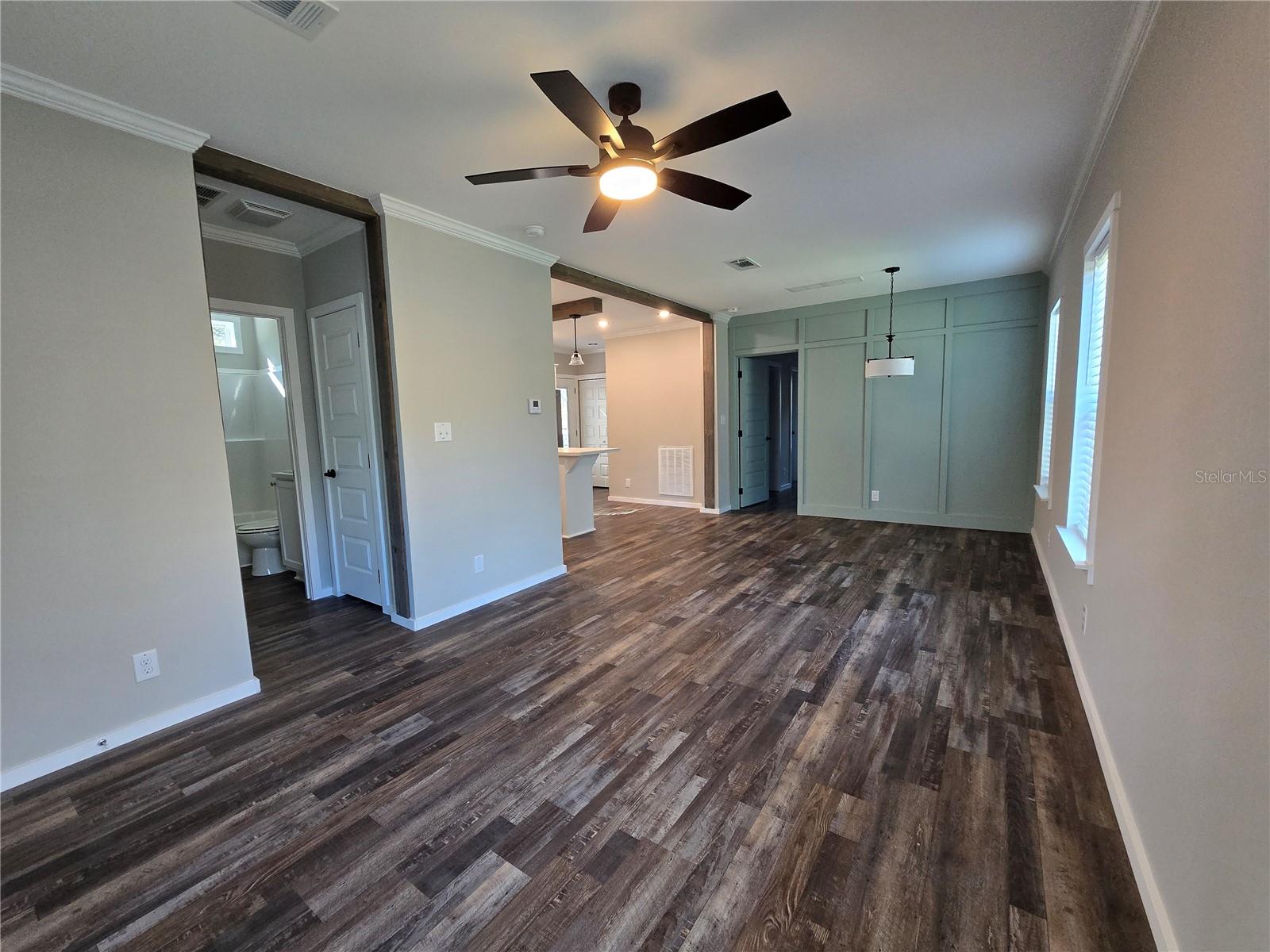 CHAIN O LAKES - Residential