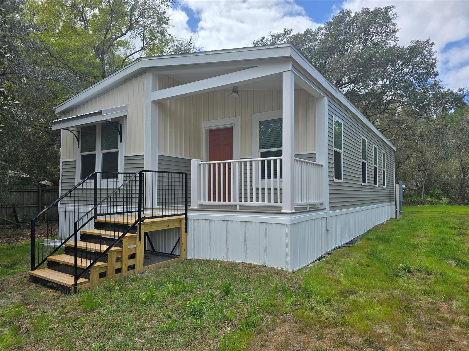 CHAIN O LAKES - Residential