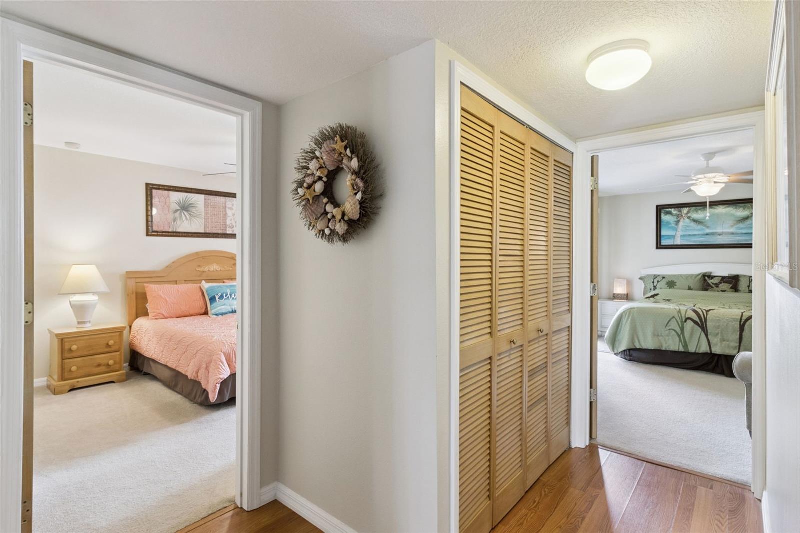 VILLAS AT ISLAND CLUB - Residential