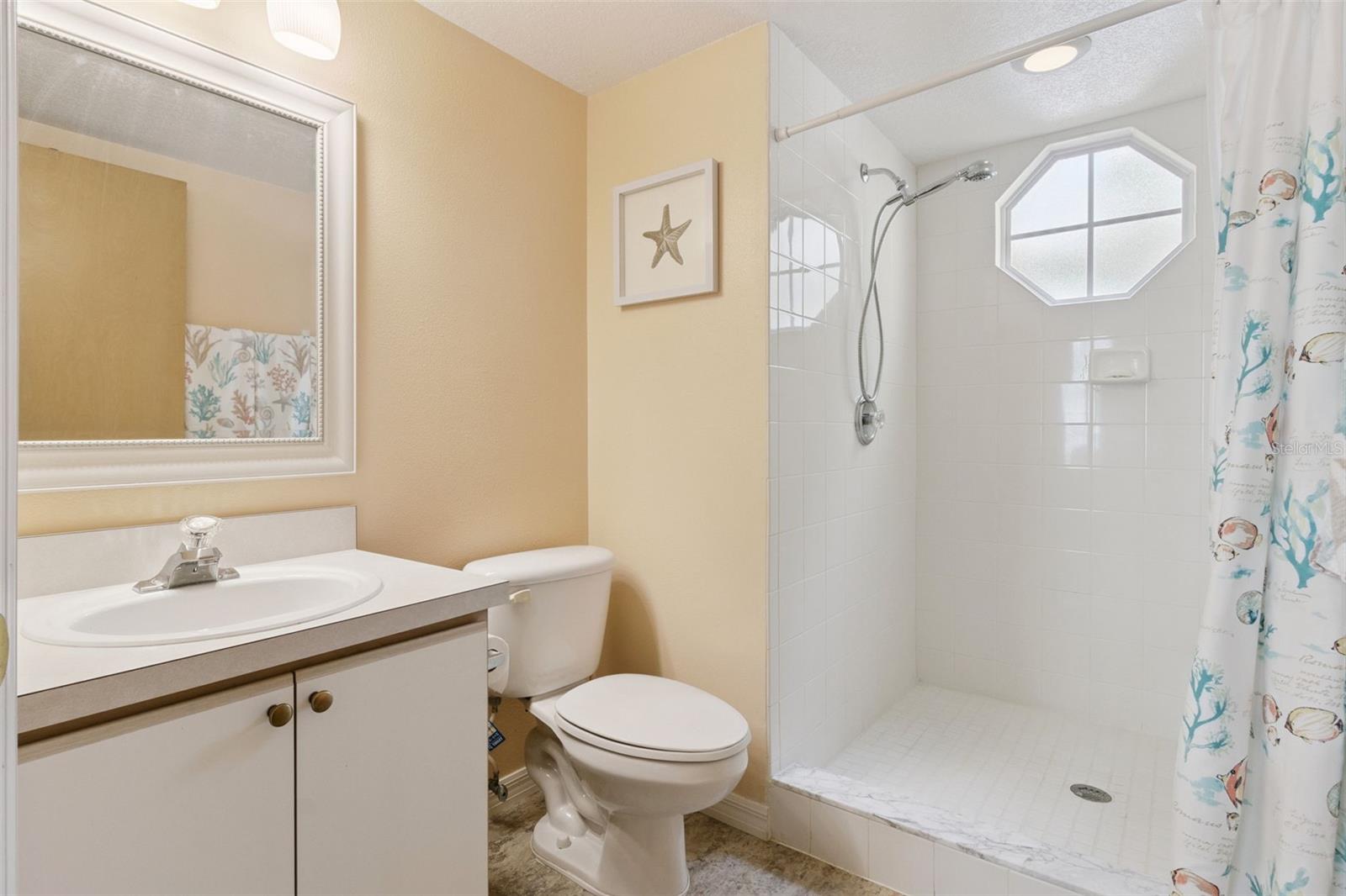 VILLAS AT ISLAND CLUB - Residential