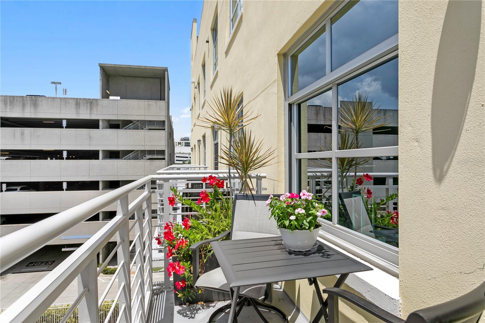 THE MERIDIAN - Residential