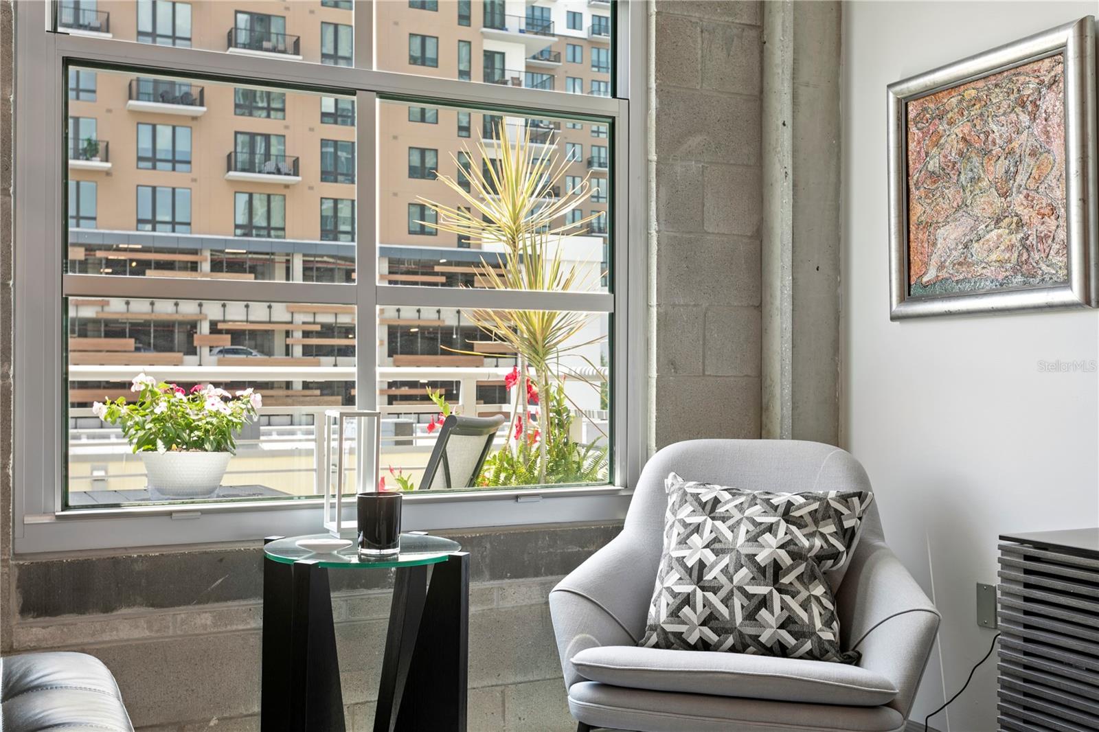 THE MERIDIAN - Residential