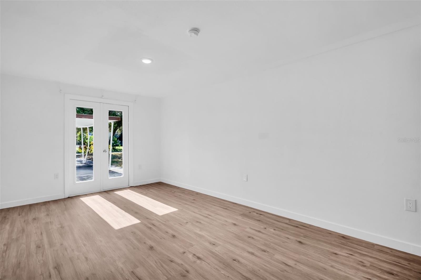 DANIEL LAKE SUB - Residential