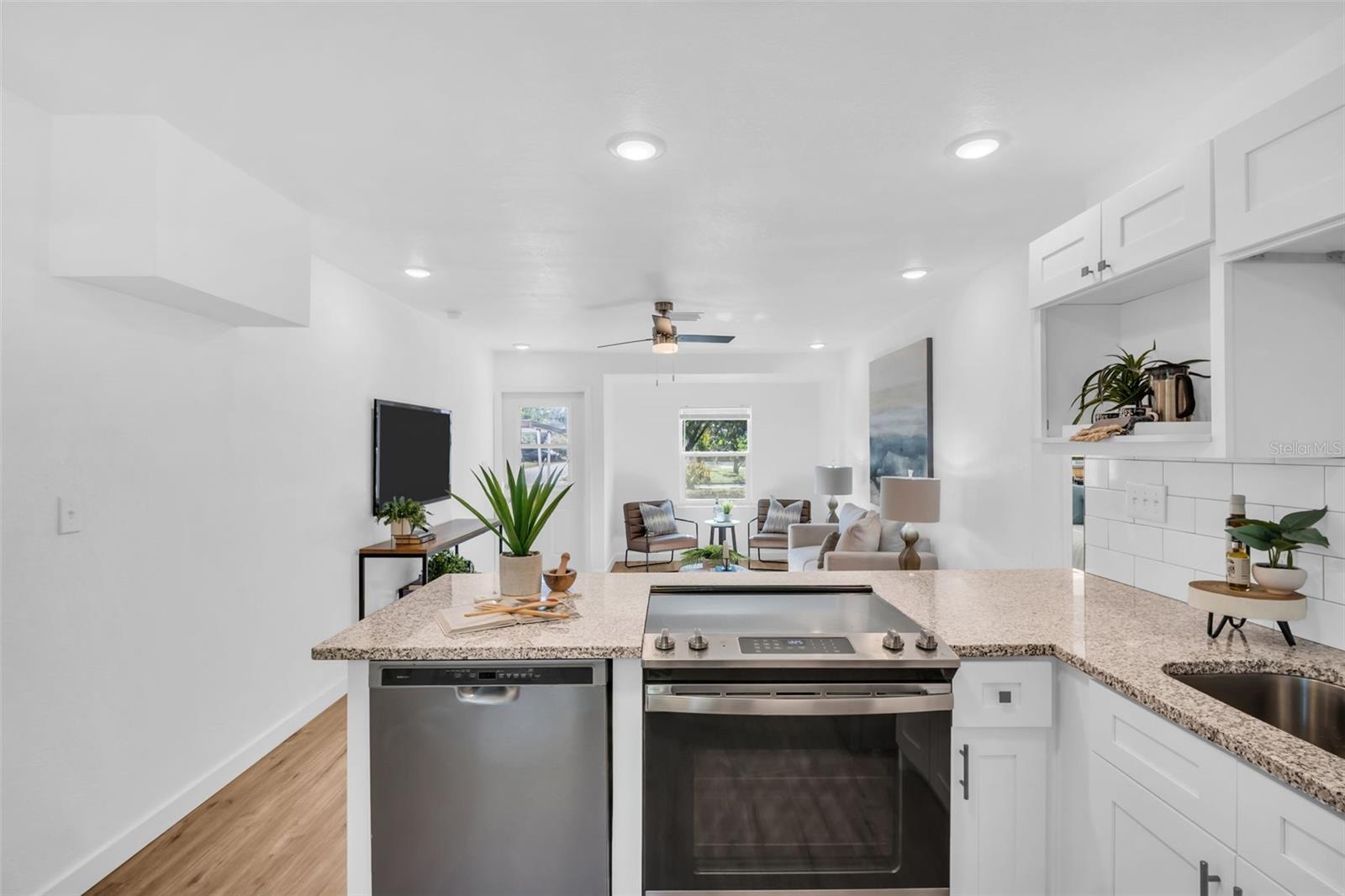 DANIEL LAKE SUB - Residential