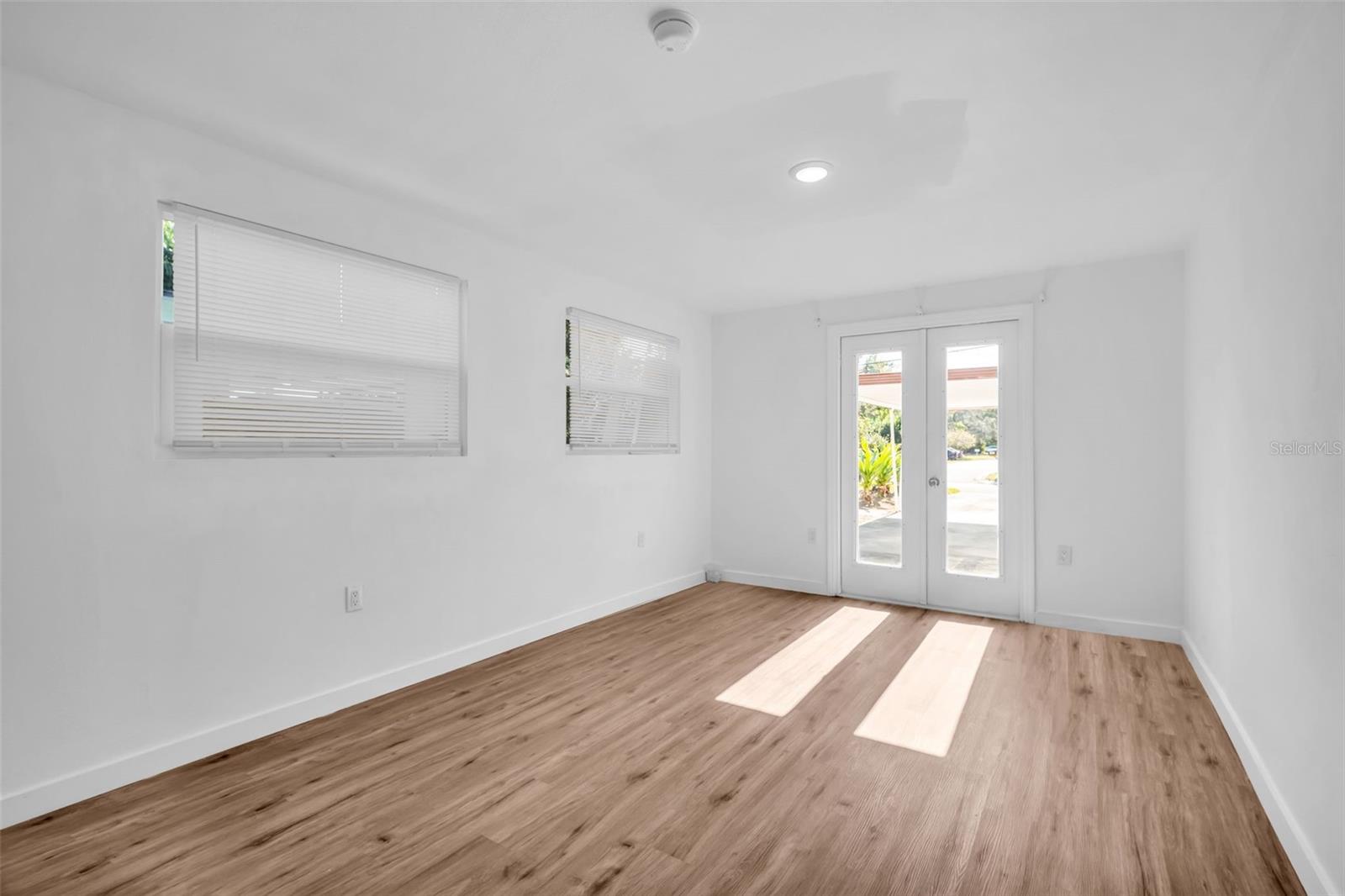 DANIEL LAKE SUB - Residential