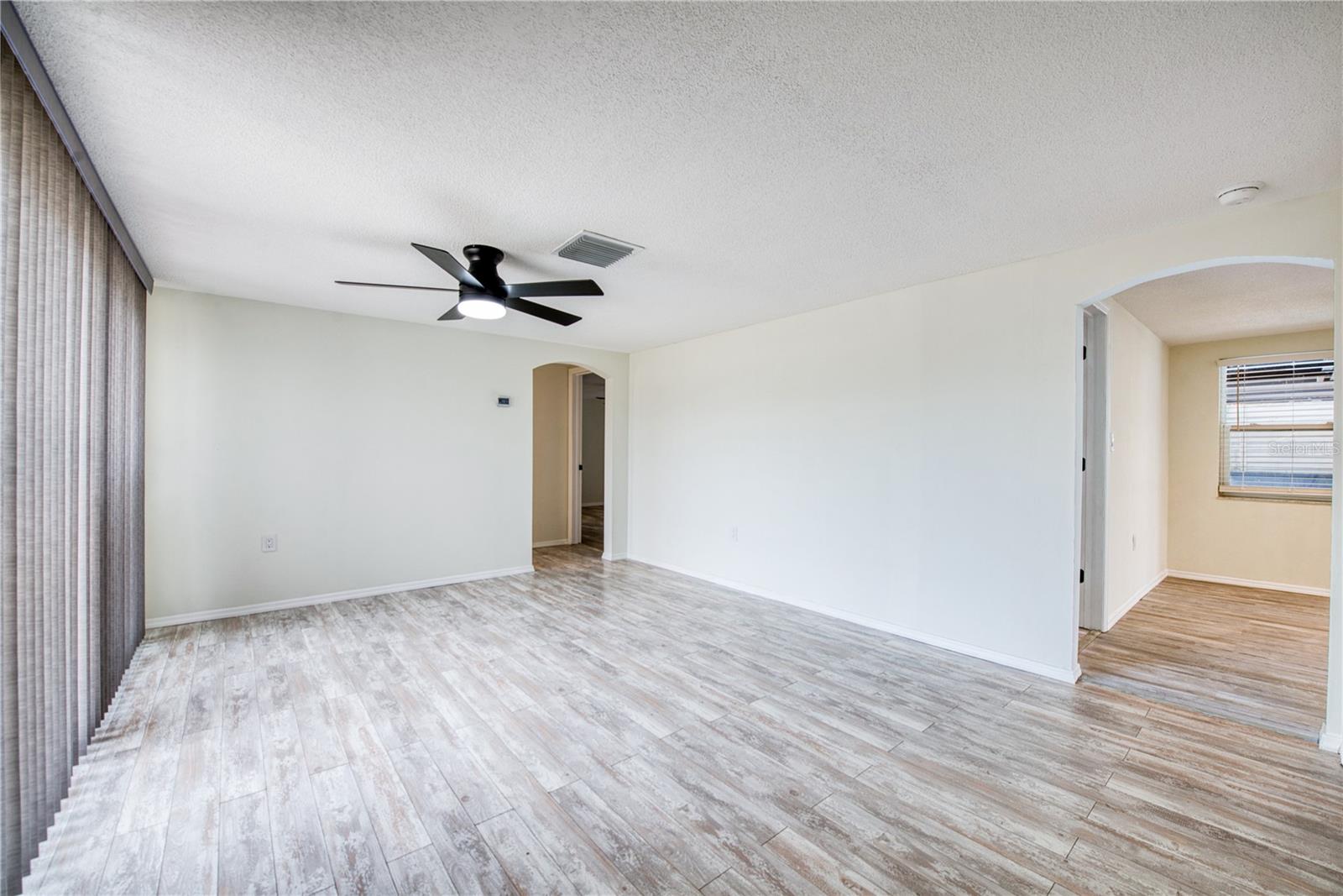 REGENCY PARK - Residential