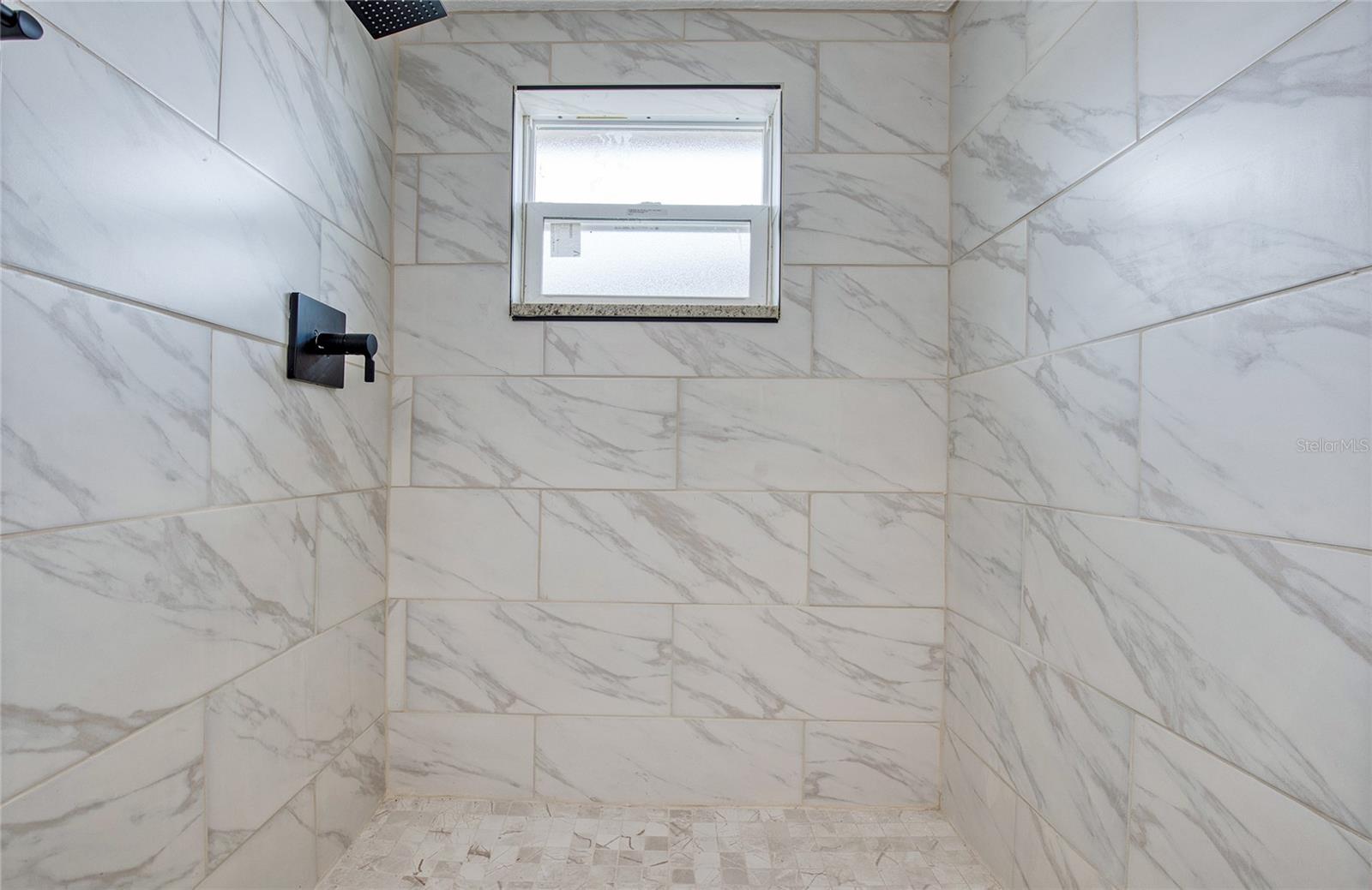 REGENCY PARK - Residential