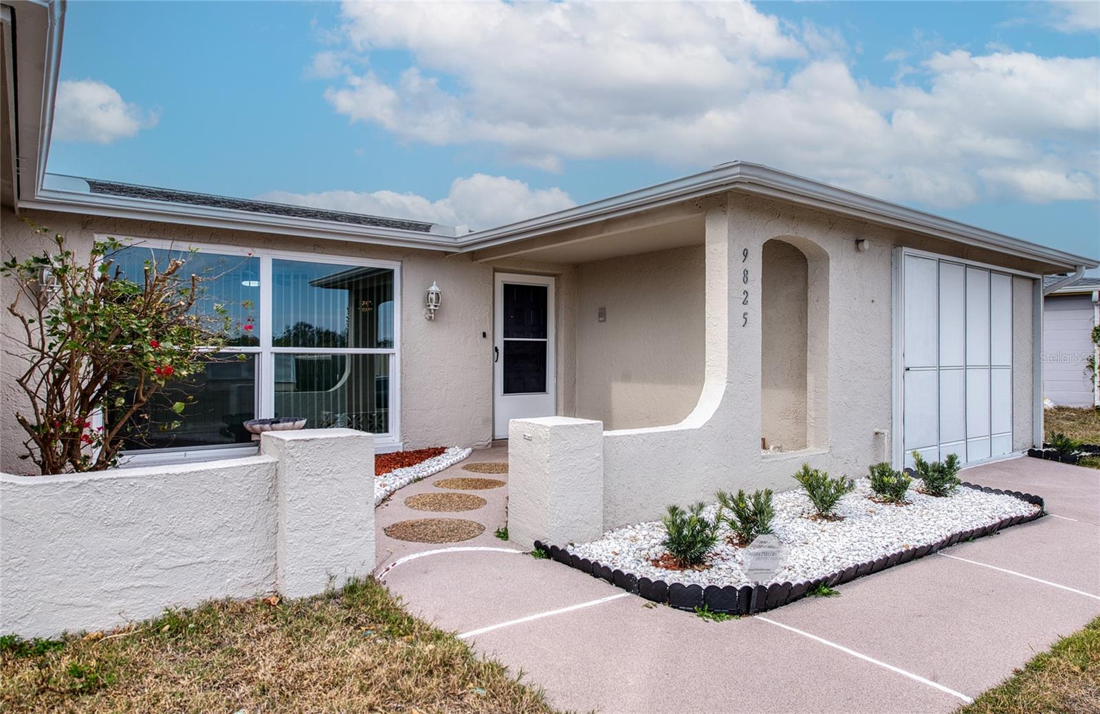 REGENCY PARK - Residential