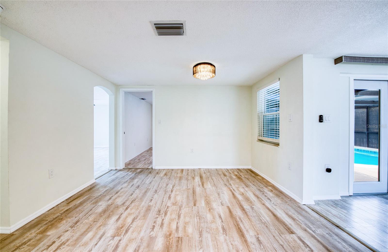 REGENCY PARK - Residential