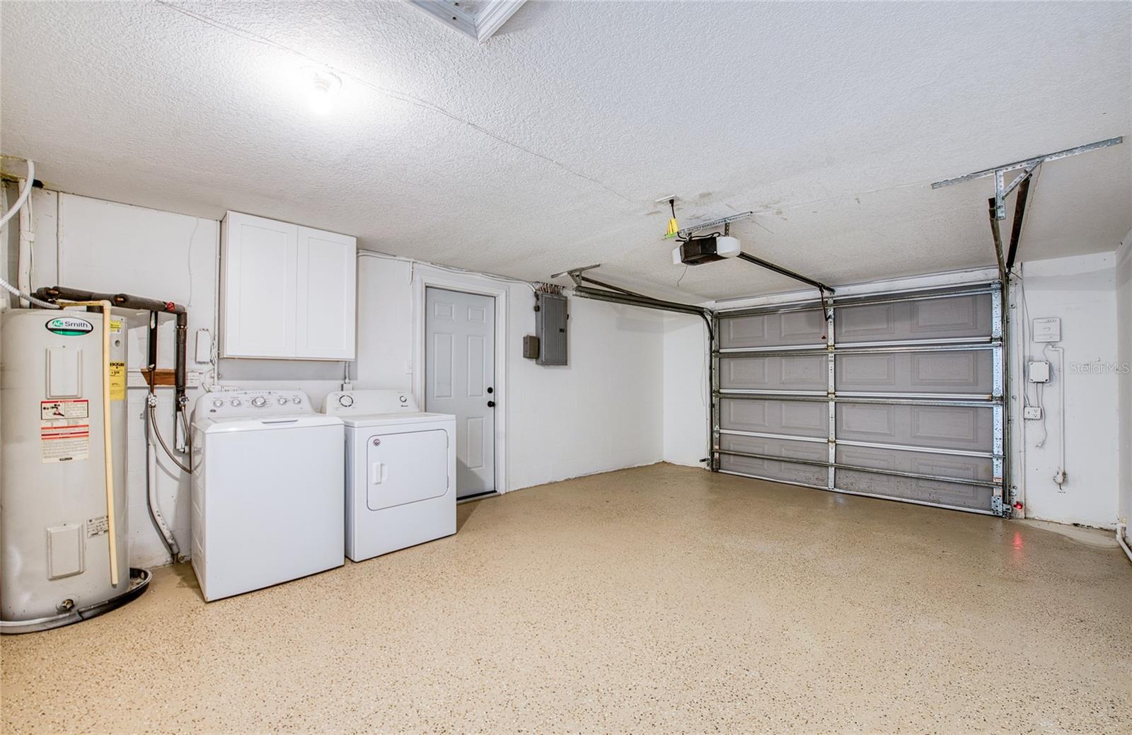 REGENCY PARK - Residential