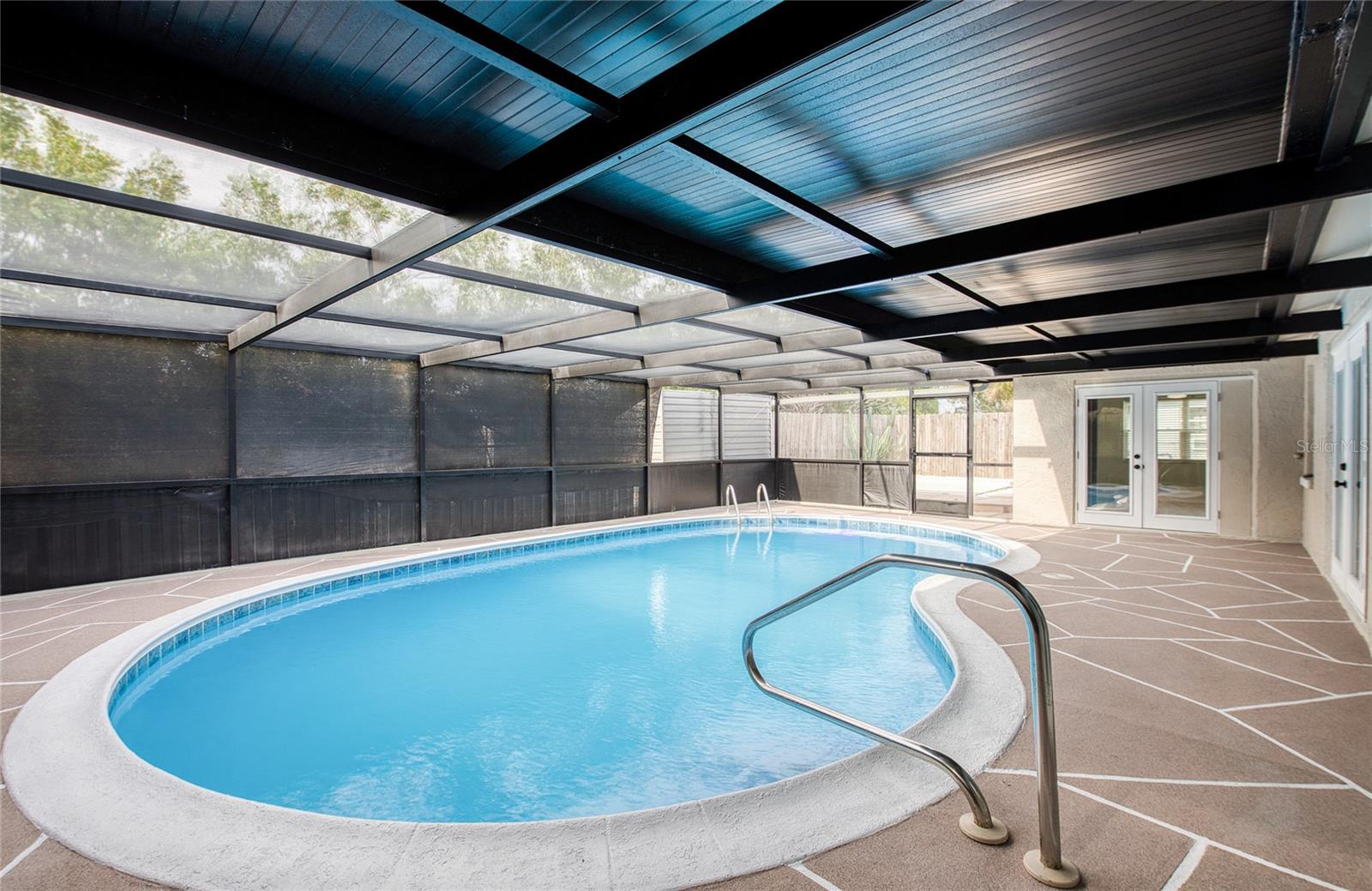 REGENCY PARK - Residential