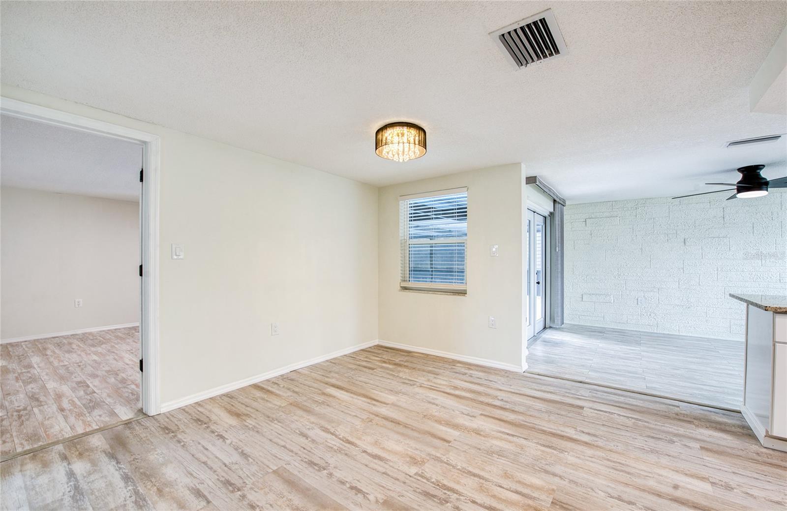 REGENCY PARK - Residential