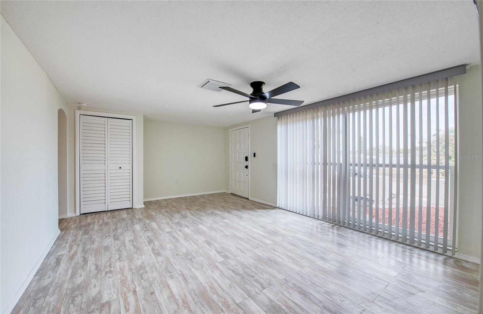 REGENCY PARK - Residential