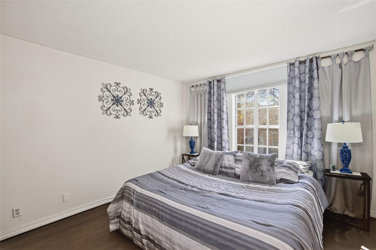 BAYSHORE PLACE A CONDO - Residential