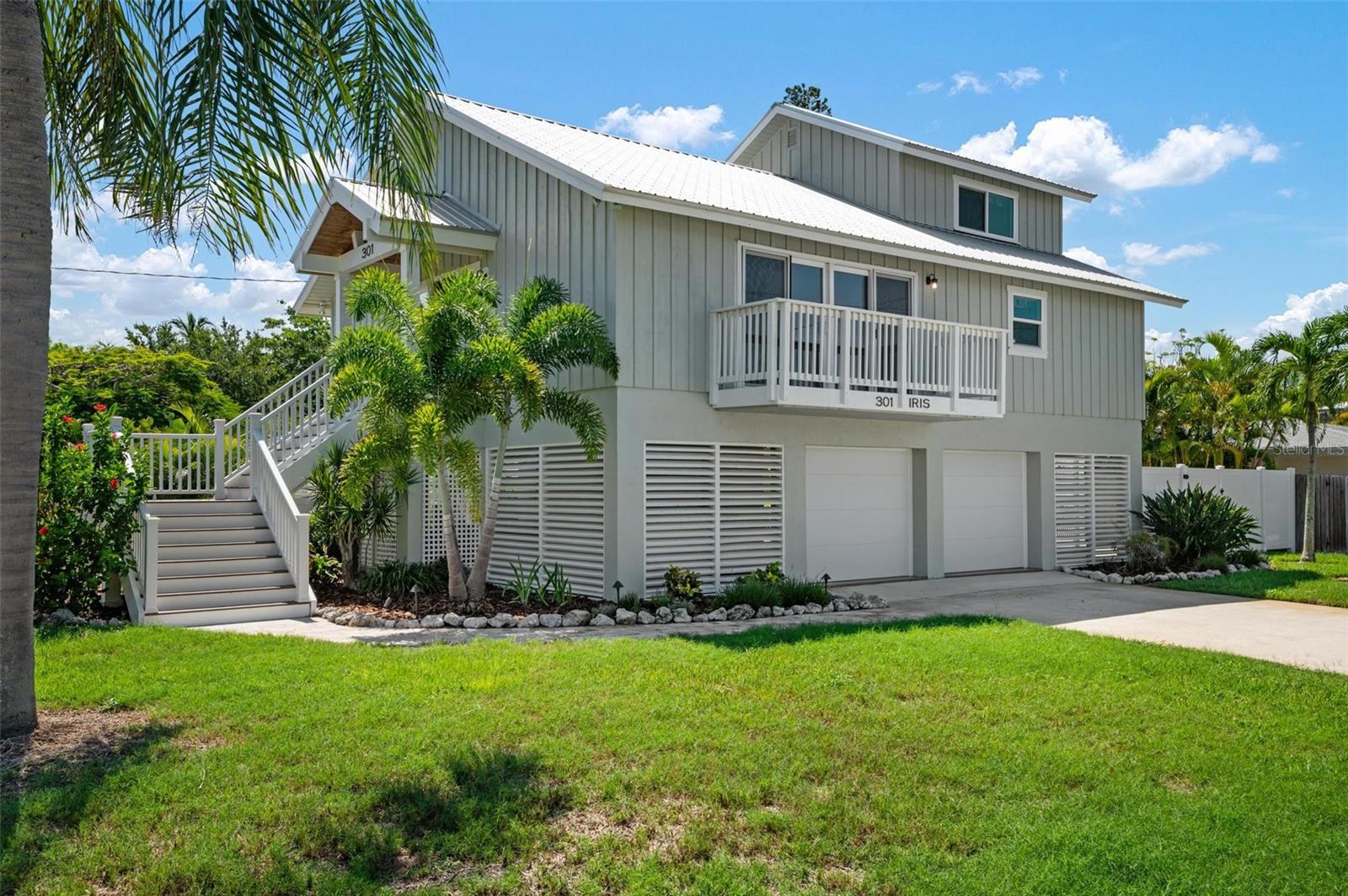 LUANA ISLES 1ST ADD - Residential