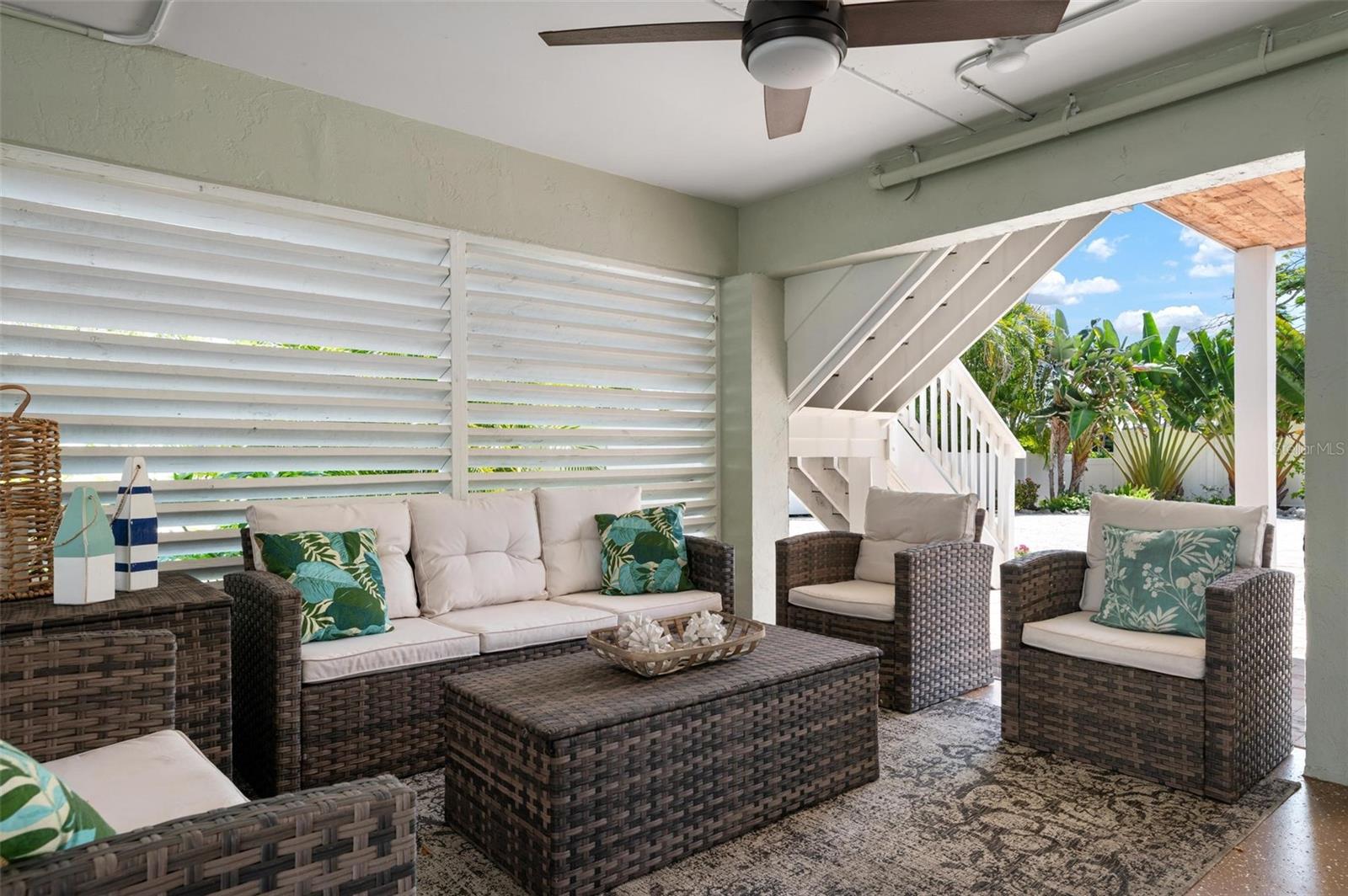 LUANA ISLES 1ST ADD - Residential