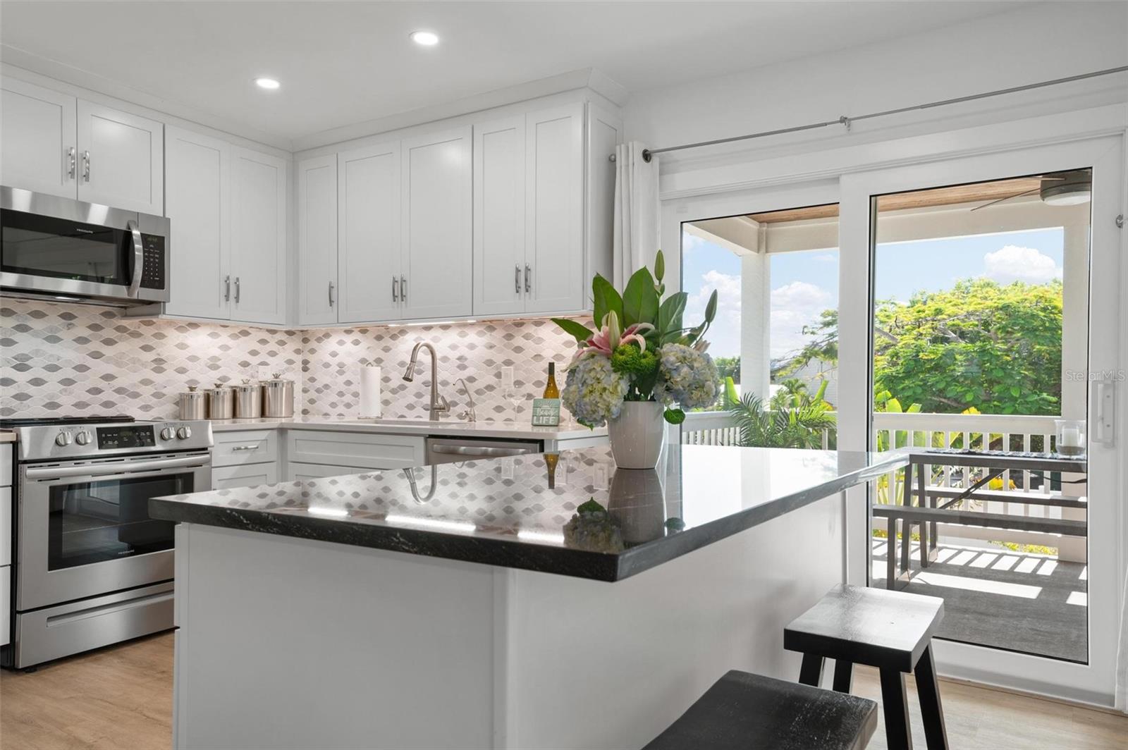 LUANA ISLES 1ST ADD - Residential