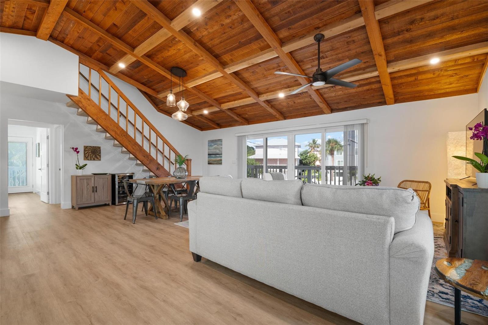 LUANA ISLES 1ST ADD - Residential