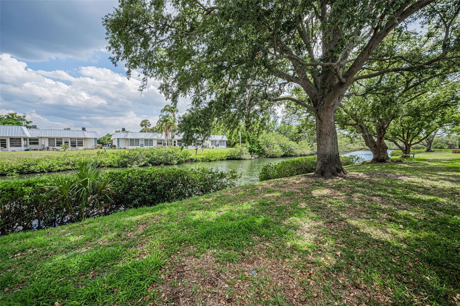 GARDENS BEACON SQUARE - Residential