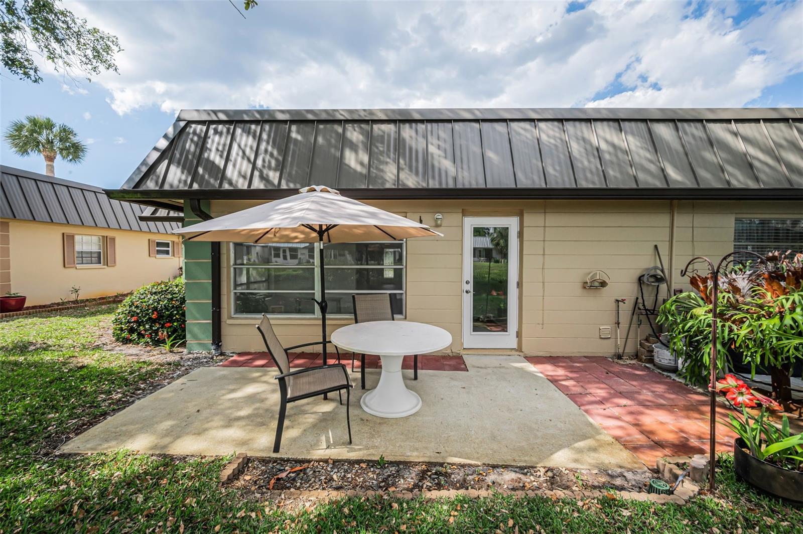 GARDENS BEACON SQUARE - Residential