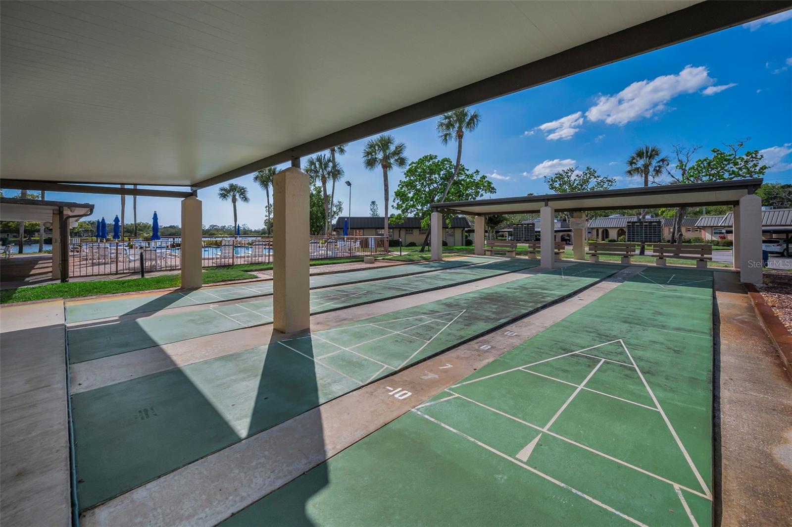 GARDENS BEACON SQUARE - Residential