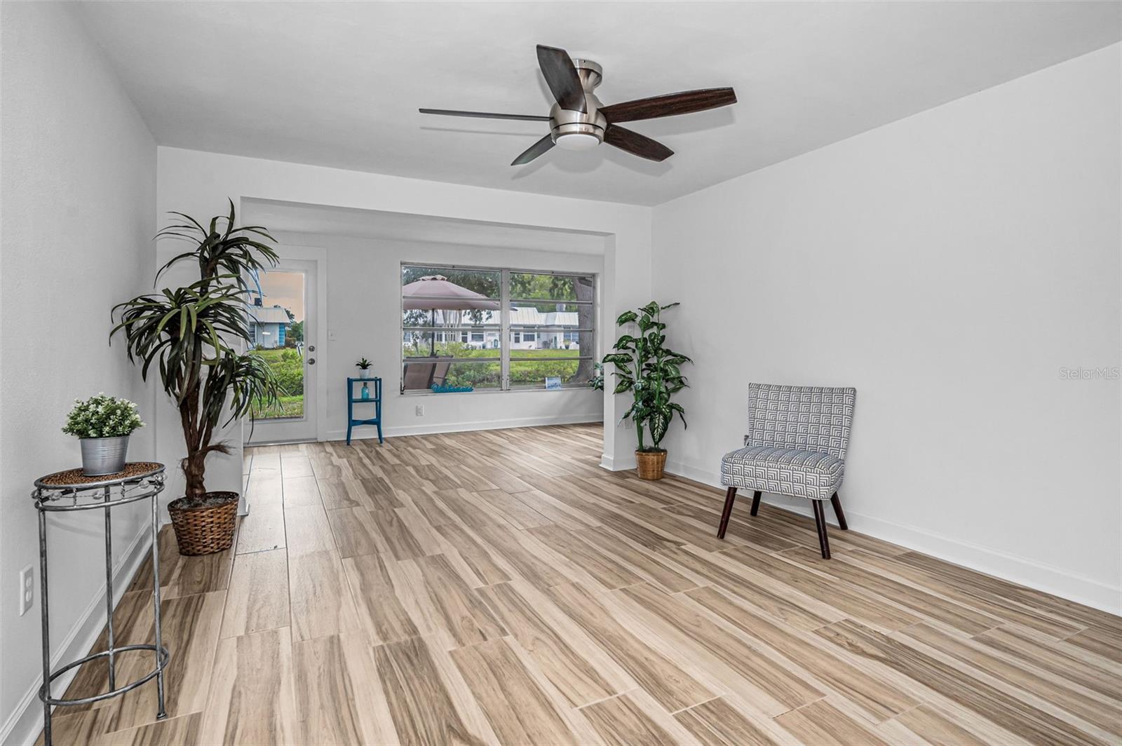 GARDENS BEACON SQUARE - Residential