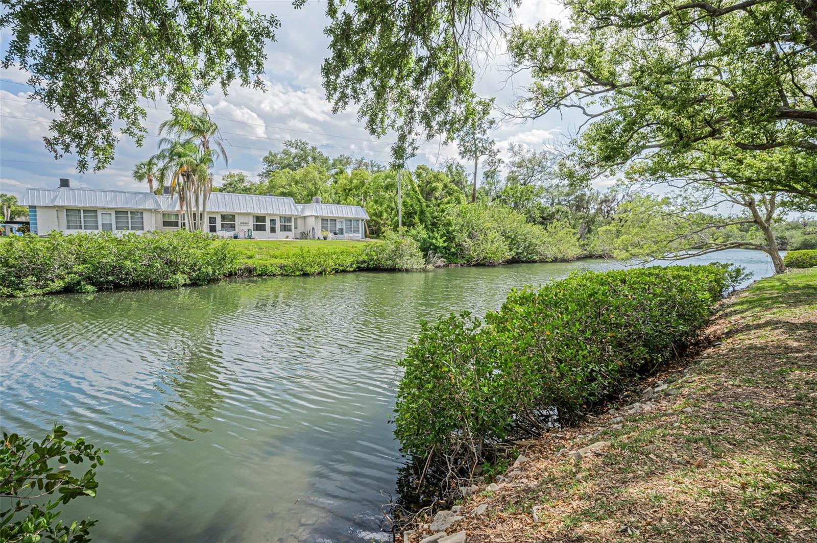 GARDENS BEACON SQUARE - Residential
