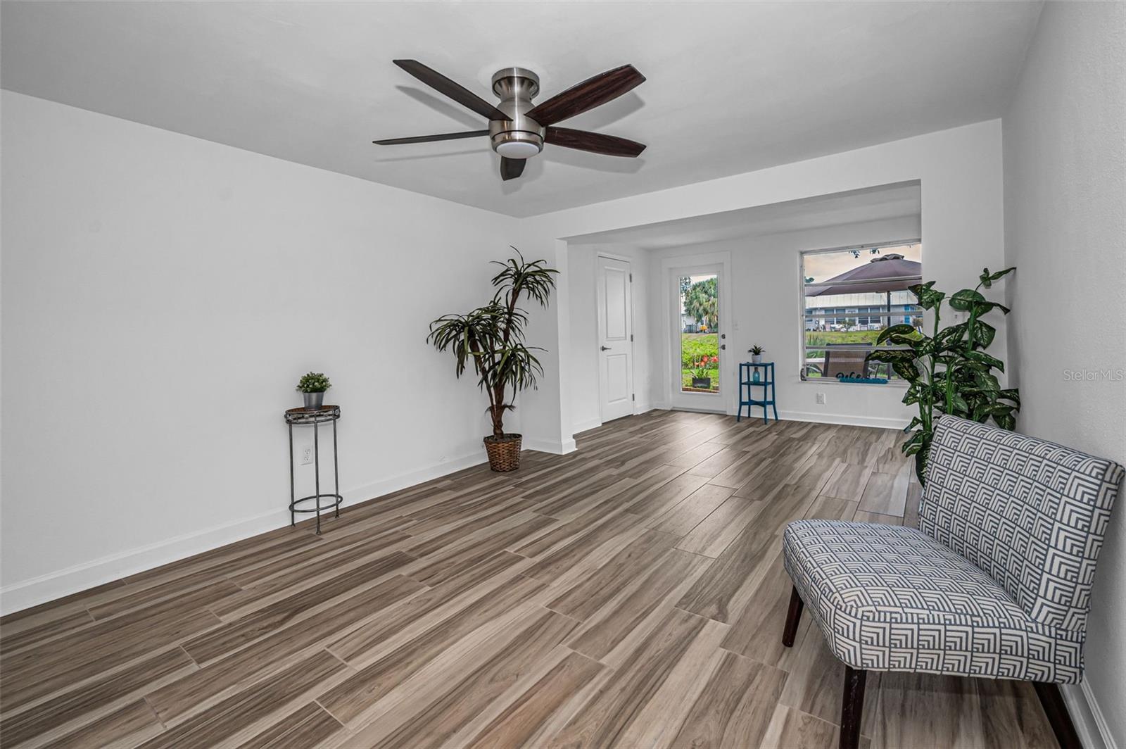 GARDENS BEACON SQUARE - Residential