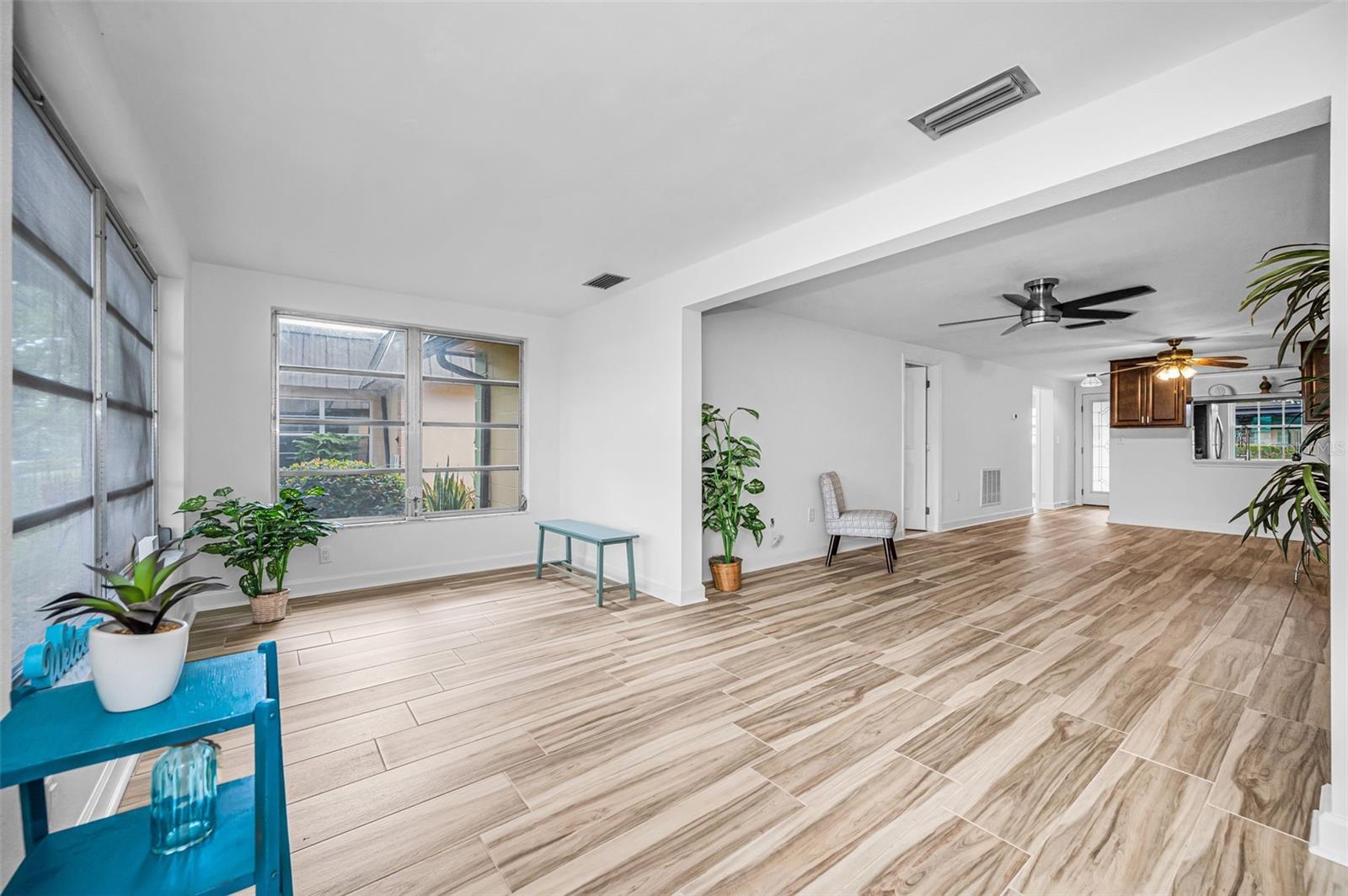 GARDENS BEACON SQUARE - Residential