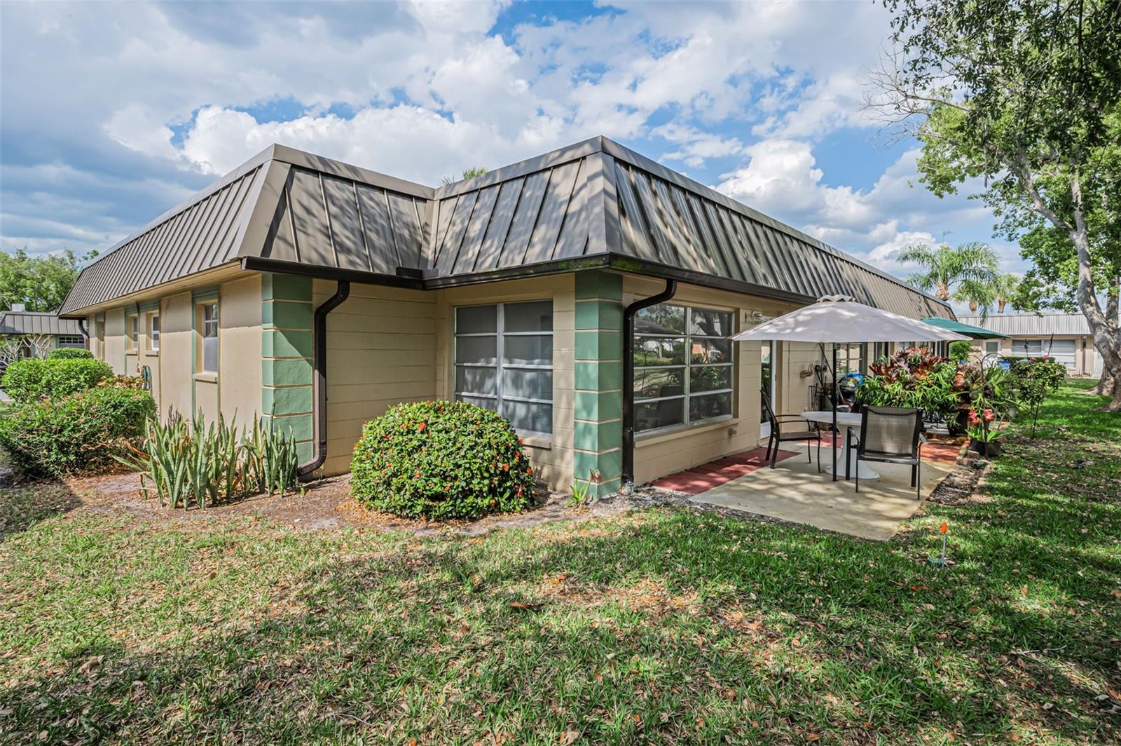 GARDENS BEACON SQUARE - Residential