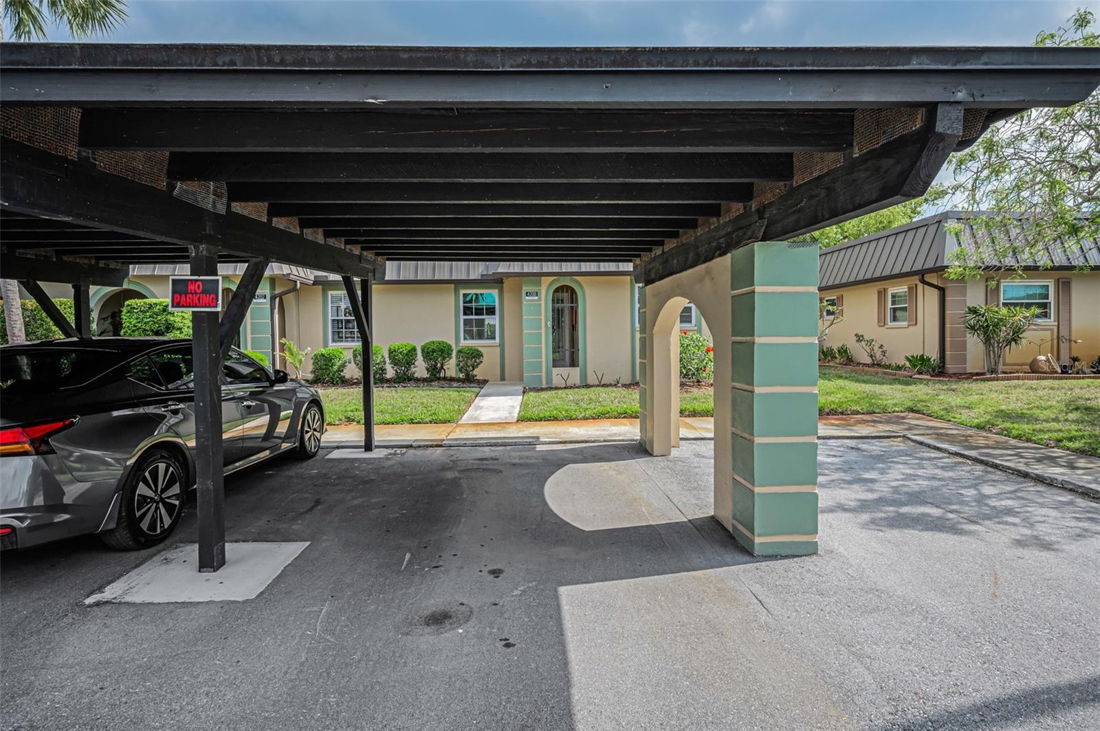 GARDENS BEACON SQUARE - Residential