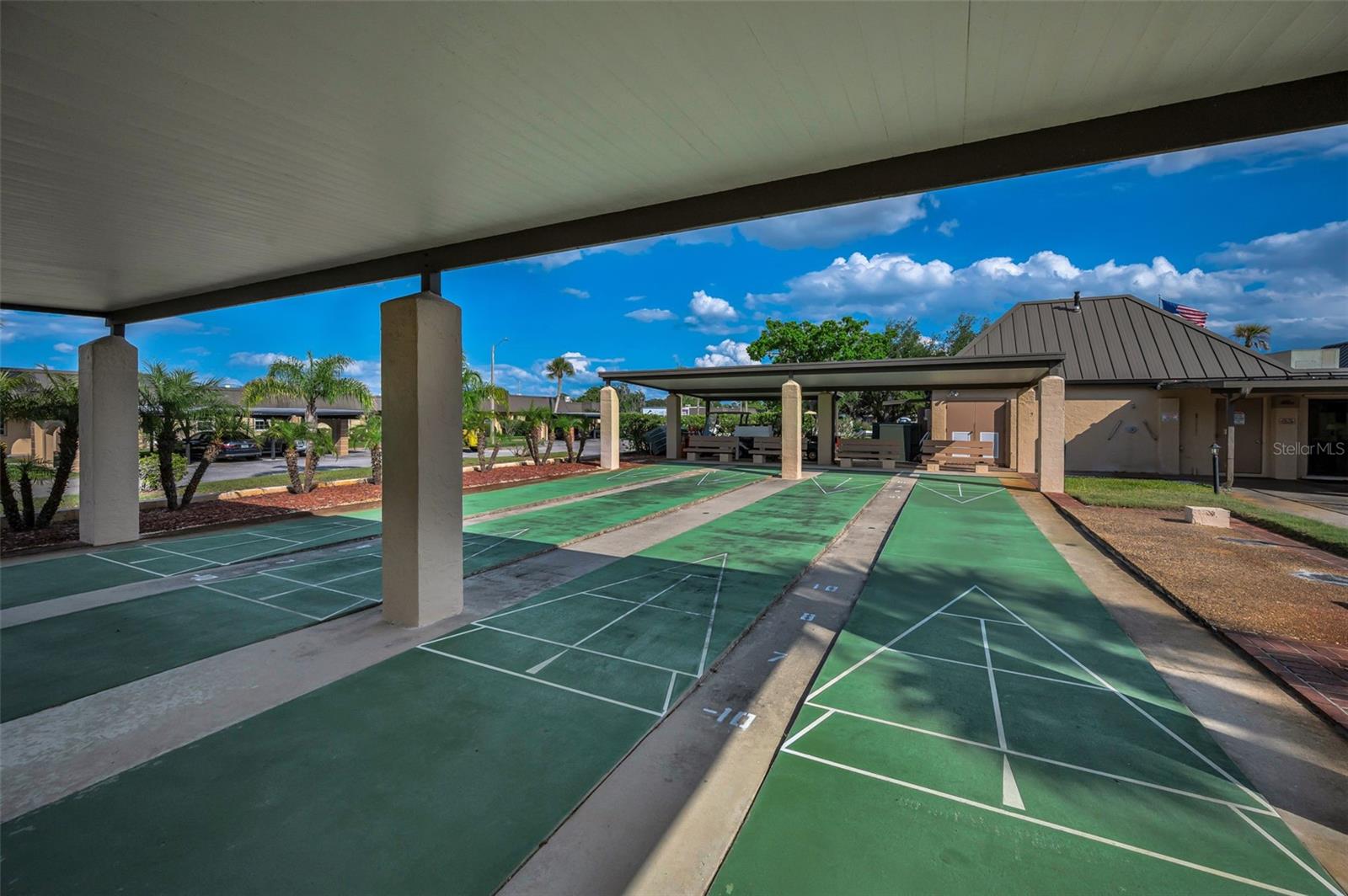 GARDENS BEACON SQUARE - Residential