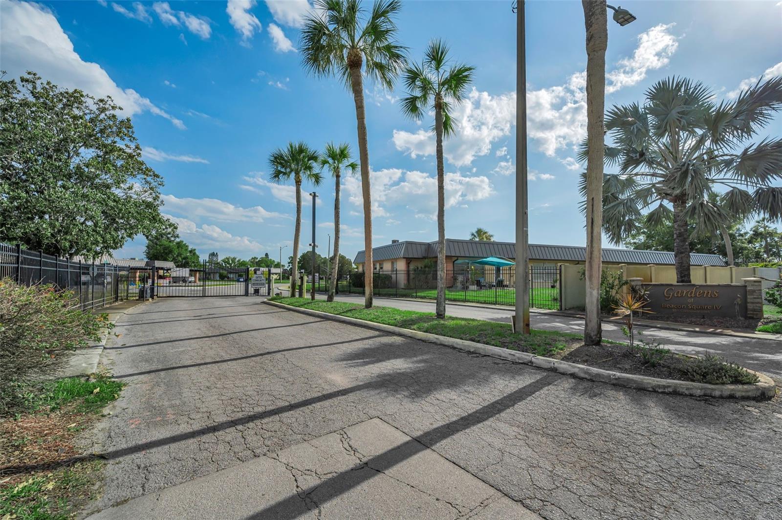 GARDENS BEACON SQUARE - Residential