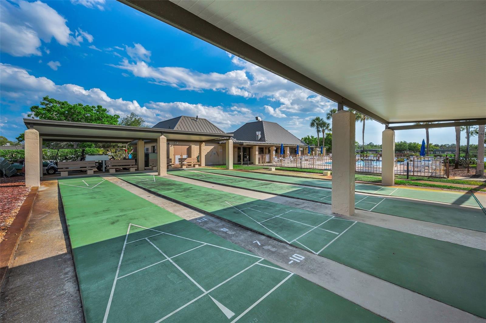 GARDENS BEACON SQUARE - Residential